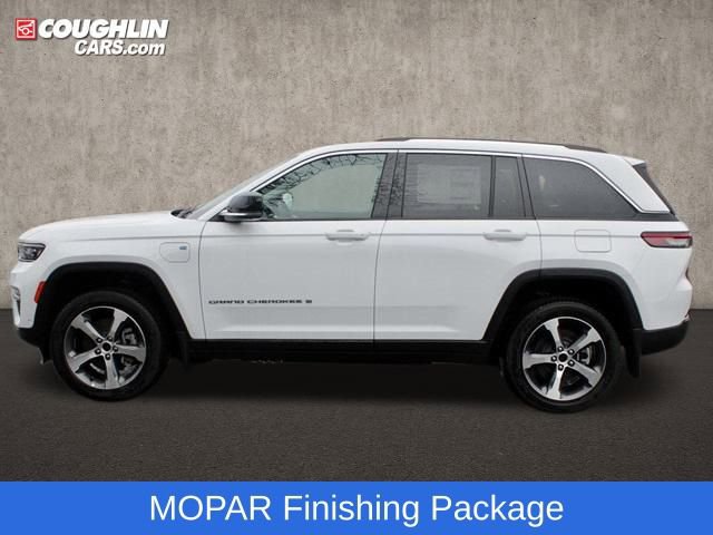 New 2024 Jeep Grand Cherokee Limited 4xe w/ Luxury Tech Group II image 6