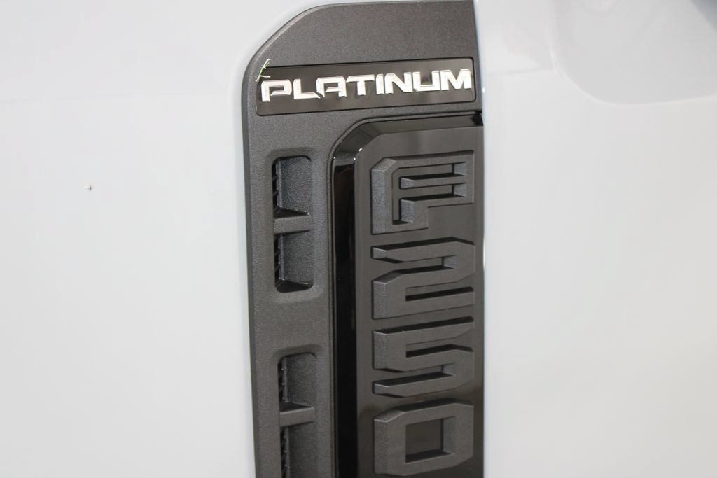 Used 2026 Ford F250 Platinum AWD/4WD image 16