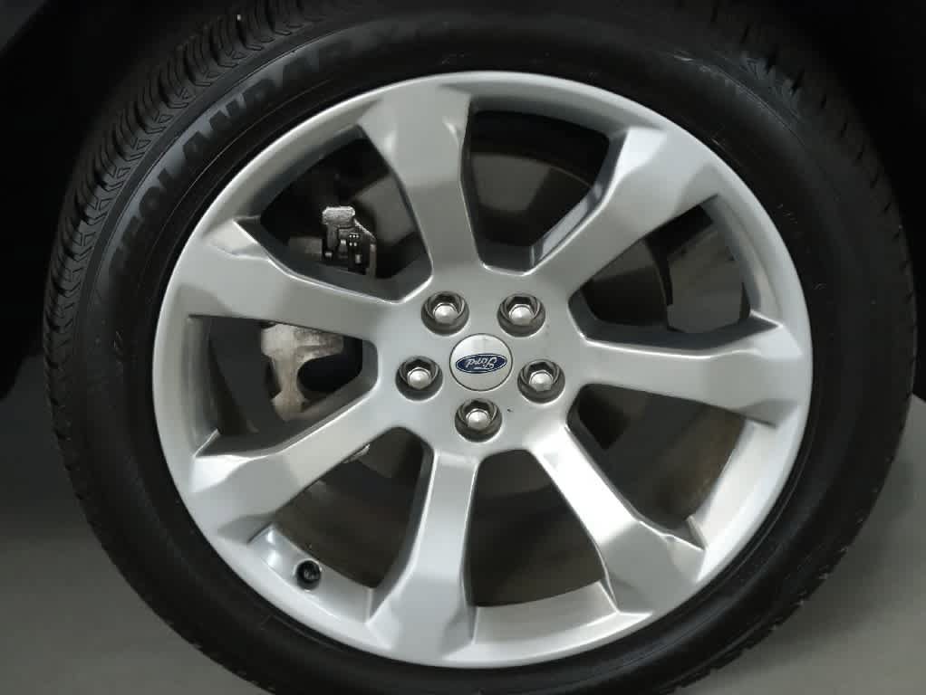 Used 2020 Ford Explorer Platinum w/ Premium Technology Package AWD/4WD image 10