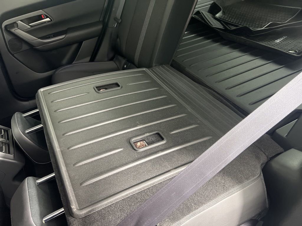 Used 2023 MAZDA CX-50 2.5 S w/ Cargo Package image 21