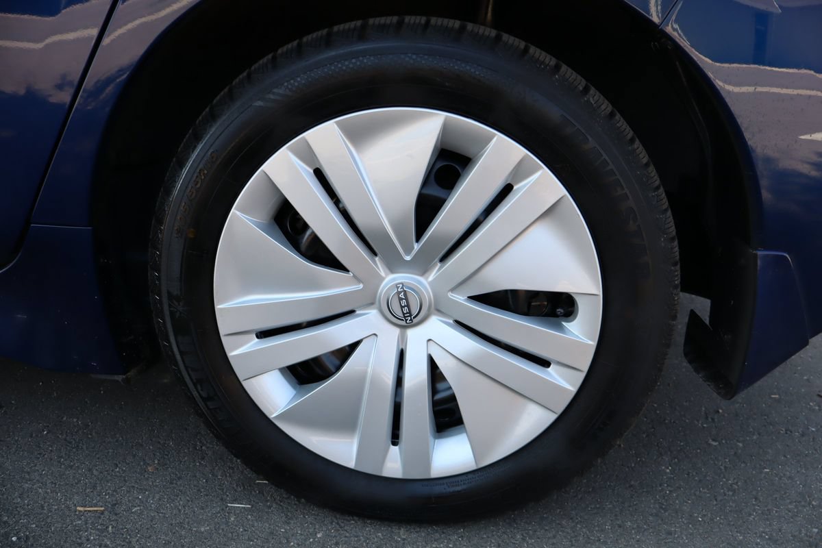 Used 2025 Nissan Leaf S FWD image 42