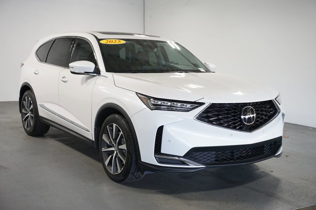 Used 2025 Acura MDX w/ Technology Package image 3
