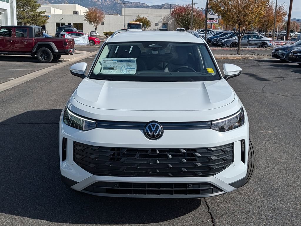 New 2026 Volkswagen Tiguan SE image 3