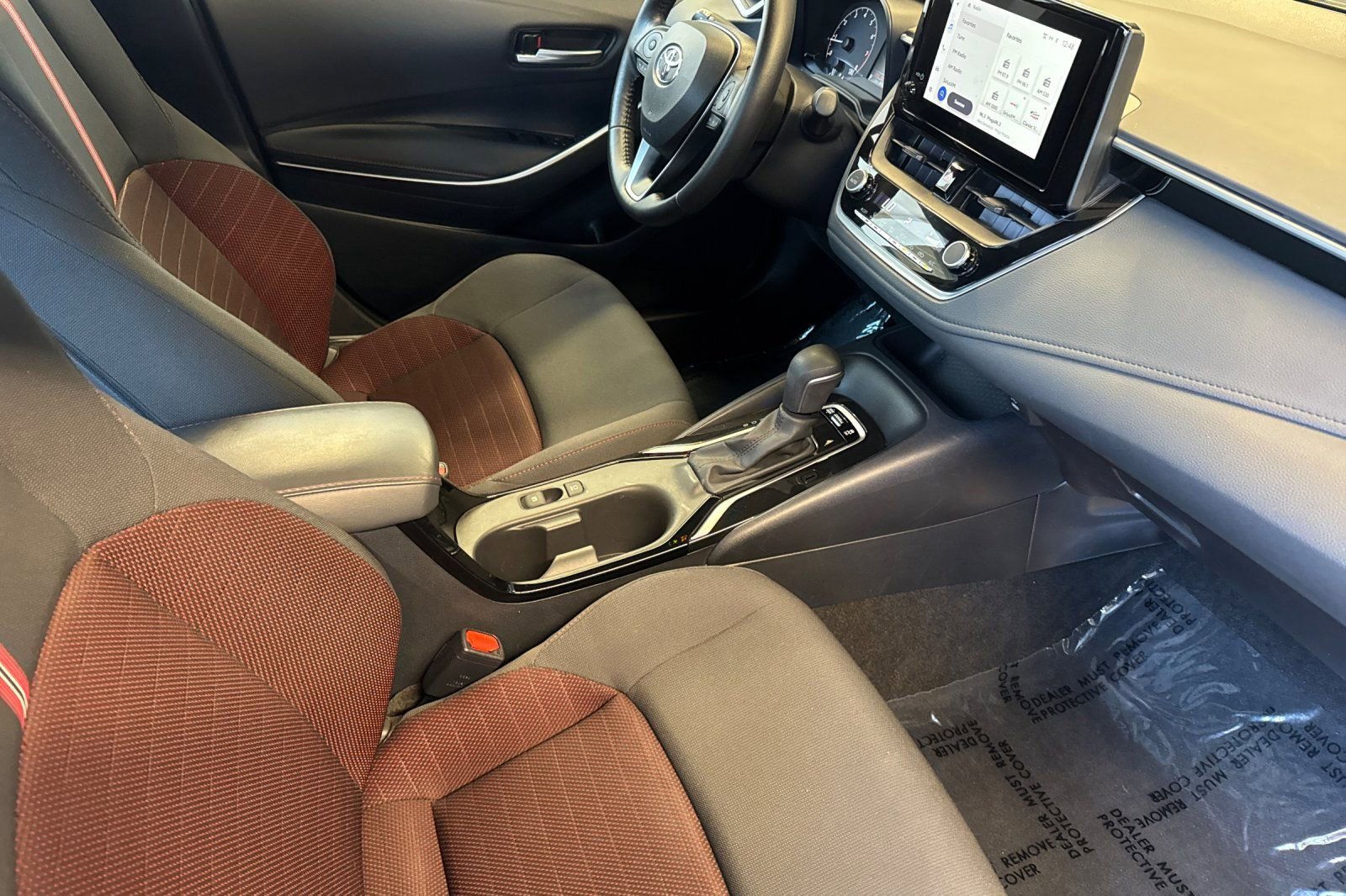 Used 2023 Toyota Corolla SE FWD image 21