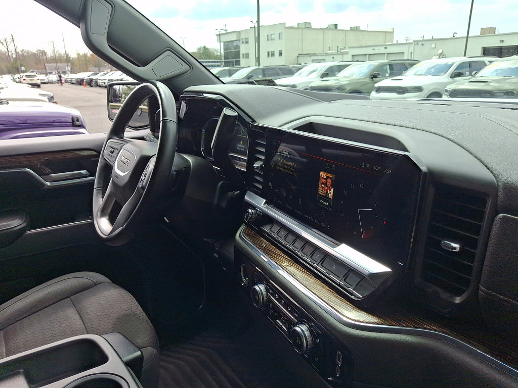 Used 2023 GMC Sierra 1500 Elevation AWD/4WD image 12