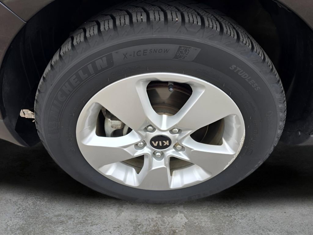 Used 2018 Kia Soul FWD image 29