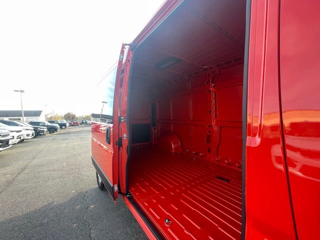 New 2025 RAM ProMaster 2500 w/ Quick Order Package 22H SLT+ image 8