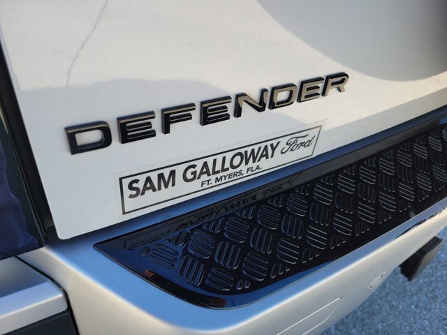 Used 2021 Land Rover Defender 110 S image 11