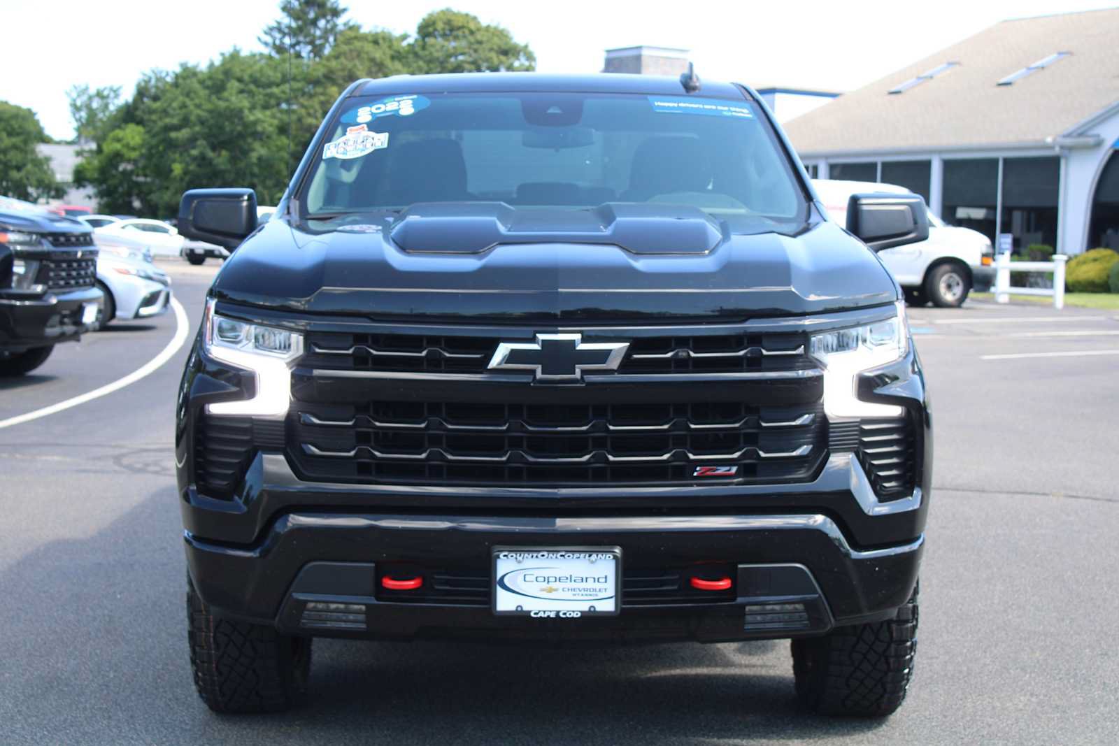 Used 2022 Chevrolet Silverado 1500 LT Trail Boss w/ Protection Package AWD/4WD image 2