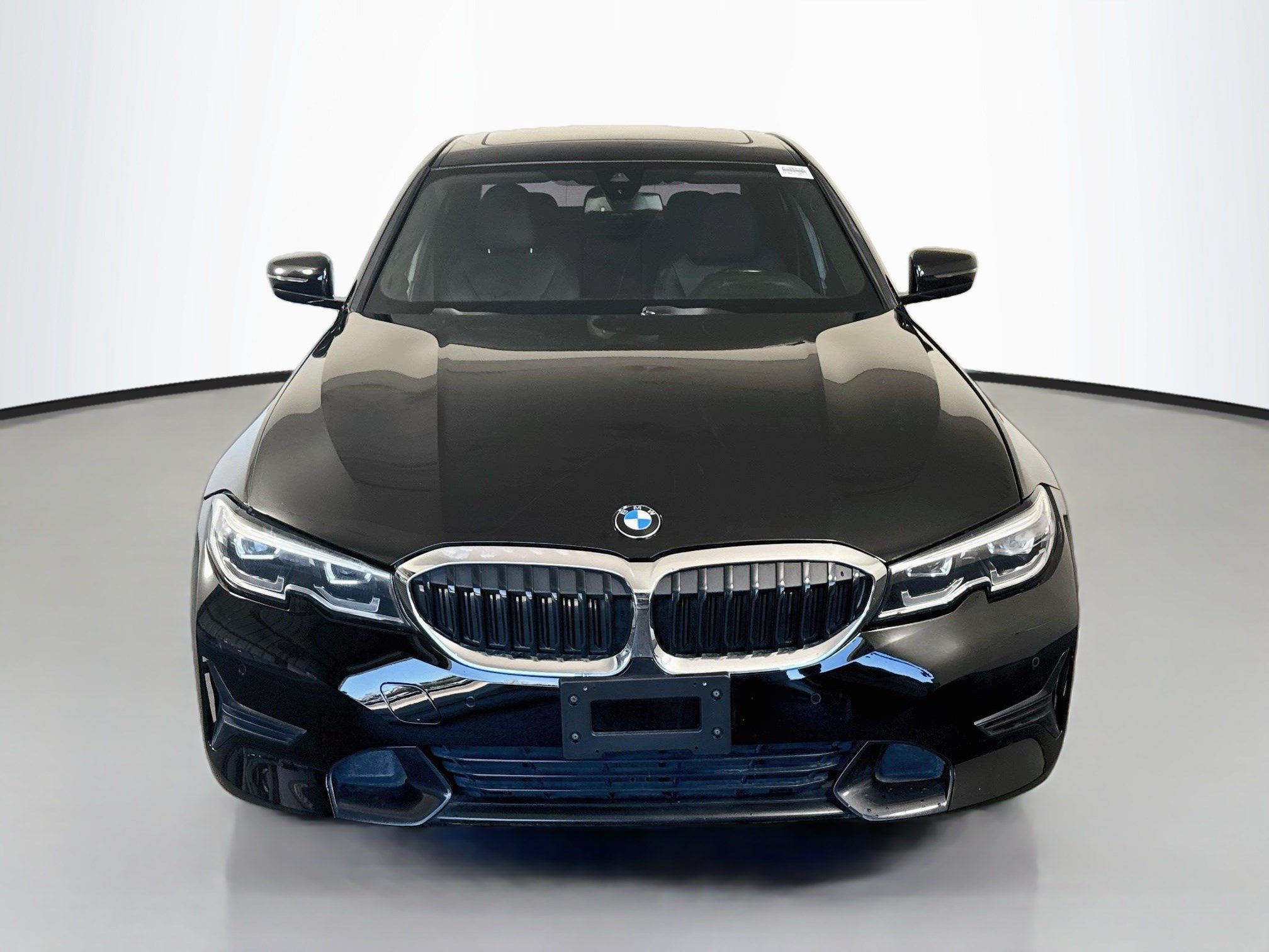 Used 2019 BMW 330i Sedan w/ Convenience Package RWD image 2