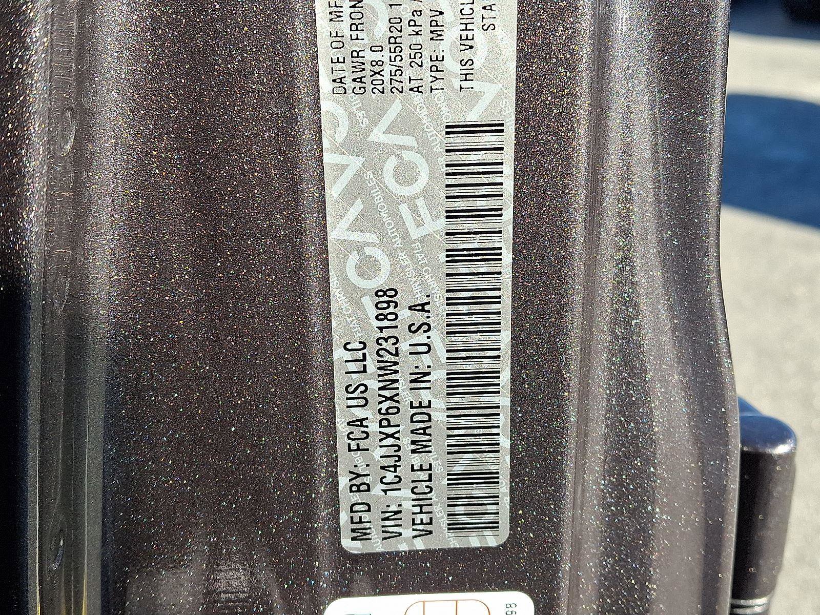 Used 2022 Jeep Wrangler Unlimited Sahara w/ Cold Weather Group image 40