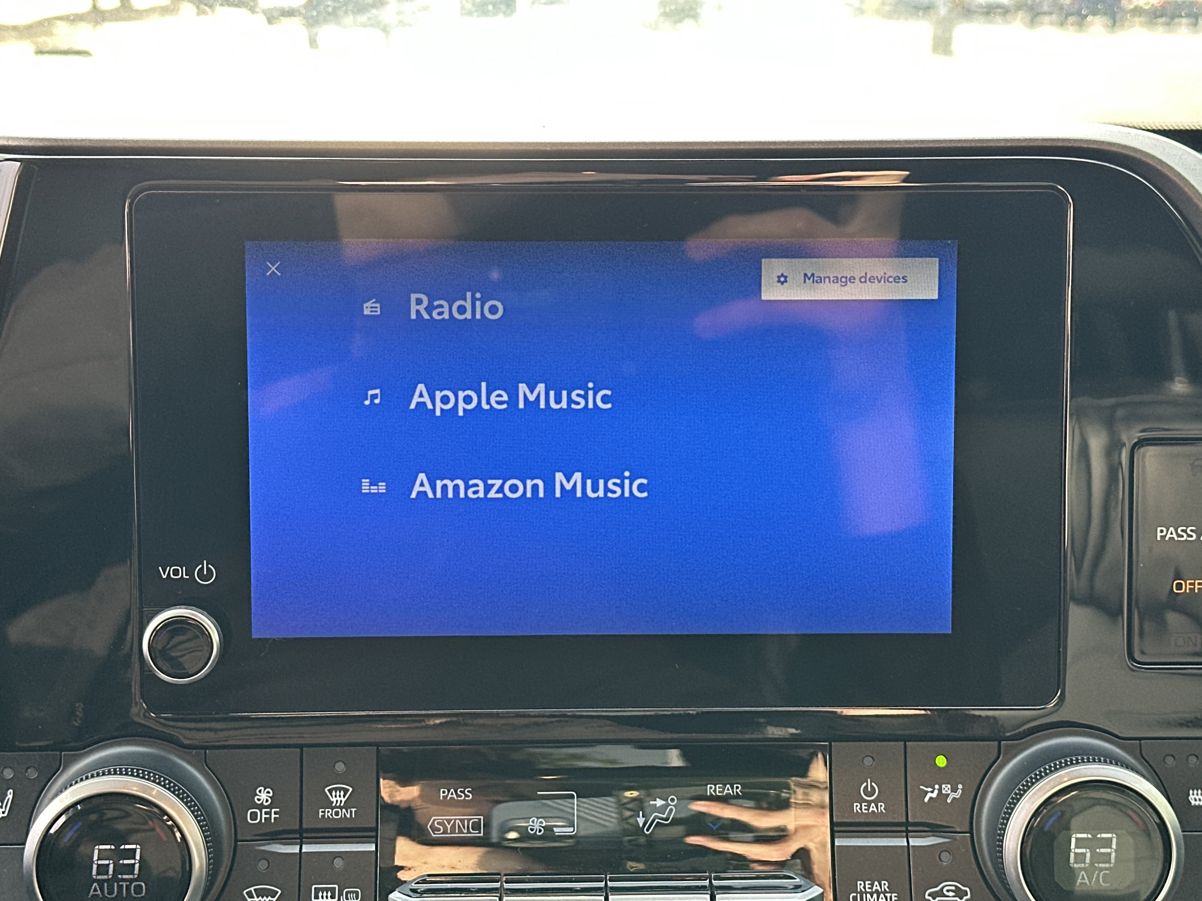 Used 2024 Toyota Highlander XLE image 23