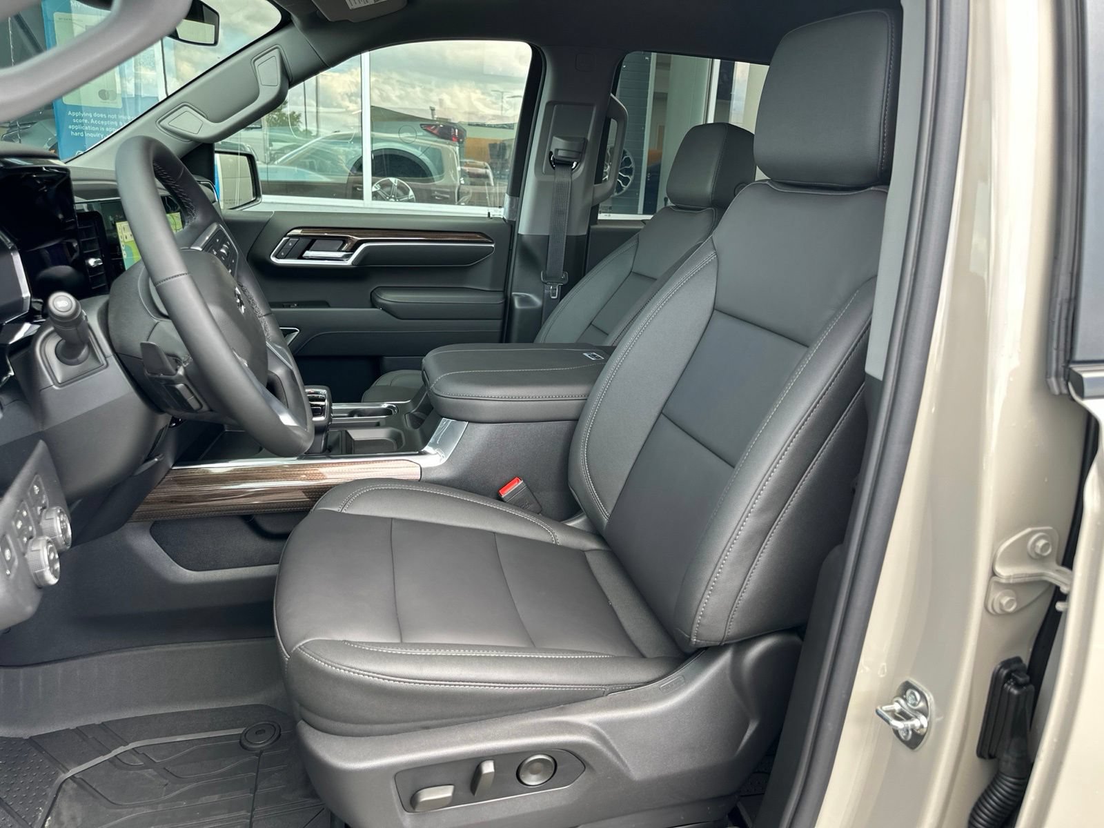 New 2026 Chevrolet Silverado 1500 RST w/ Convenience Package II AWD/4WD image 17