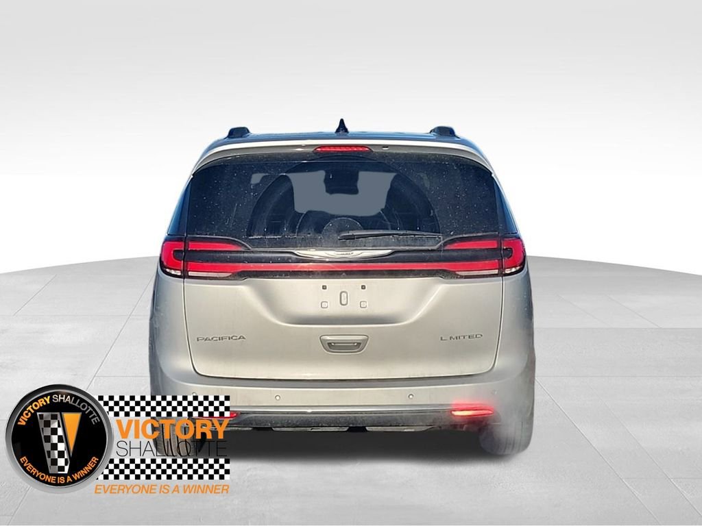 Certified 2023 Chrysler Pacifica Limited image 19