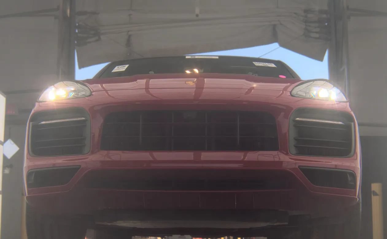 Used 2022 Porsche Cayenne GTS AWD/4WD image 4