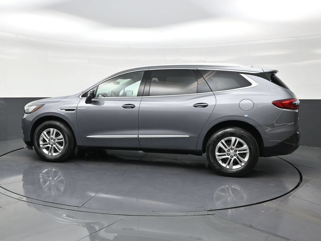 Used 2020 Buick Enclave Essence w/ Sound and Sites Package FWD image 2