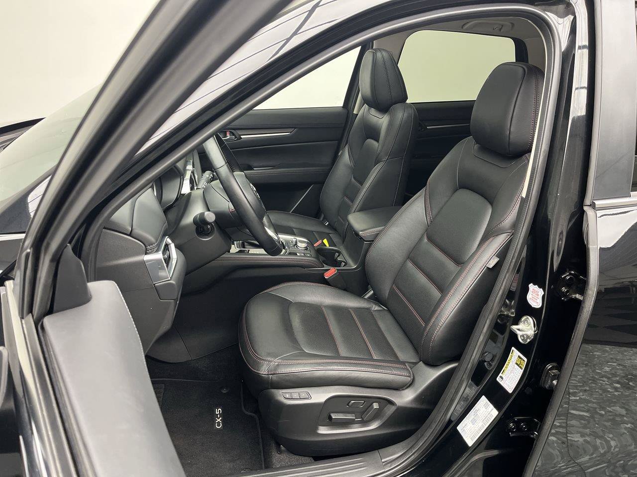 Certified 2025 MAZDA CX-5 Carbon Edition AWD/4WD image 10
