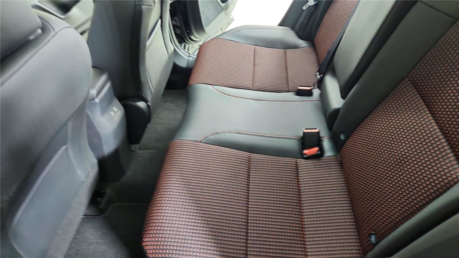 New 2026 Nissan Kicks SR w/ Cold Weather Package image 21