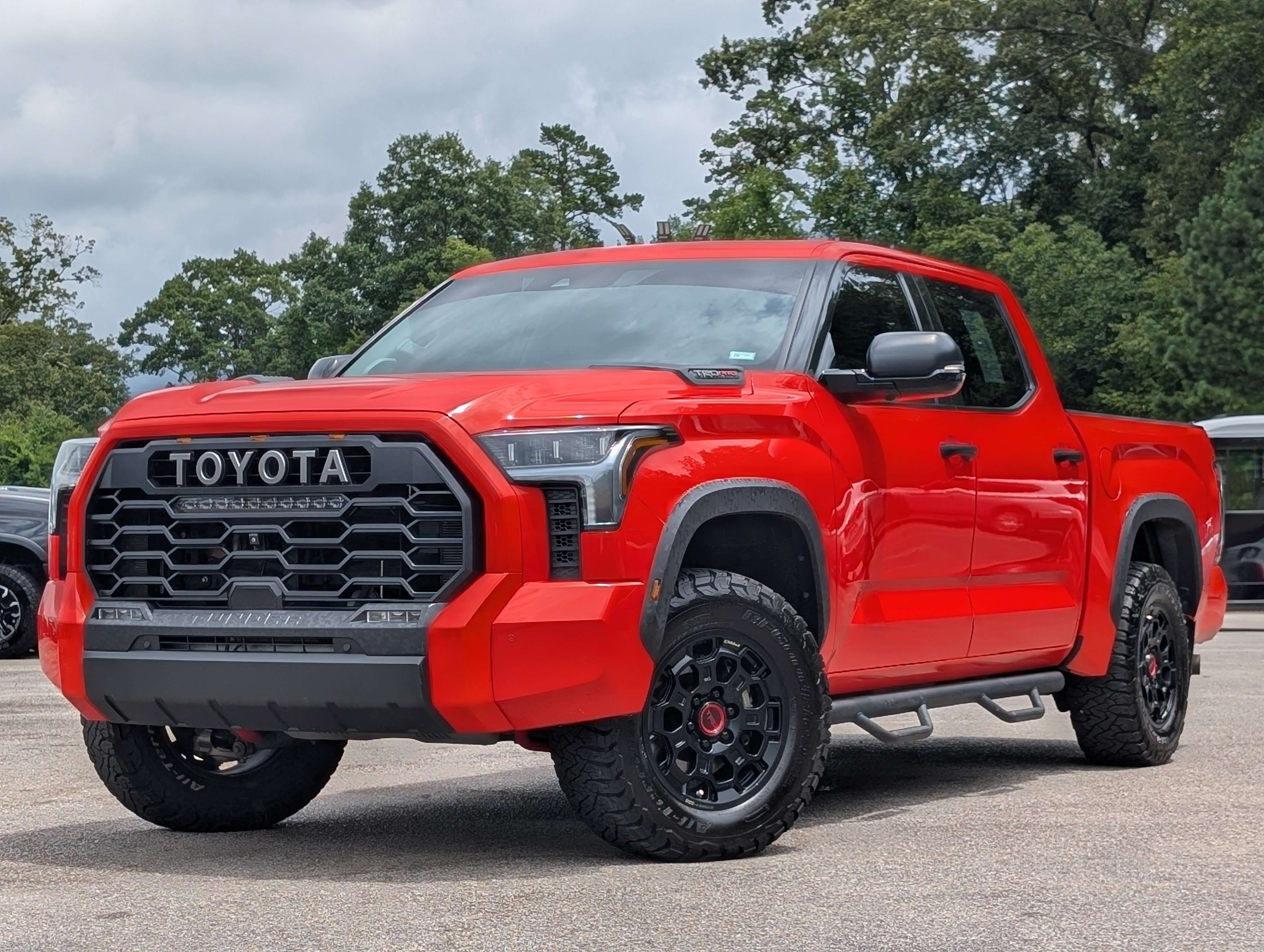 Used 2022 Toyota Tundra TRD Pro AWD/4WD image 4