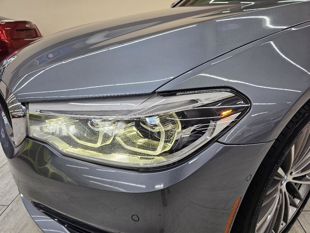 Used 2019 BMW 540i xDrive AWD/4WD image 12