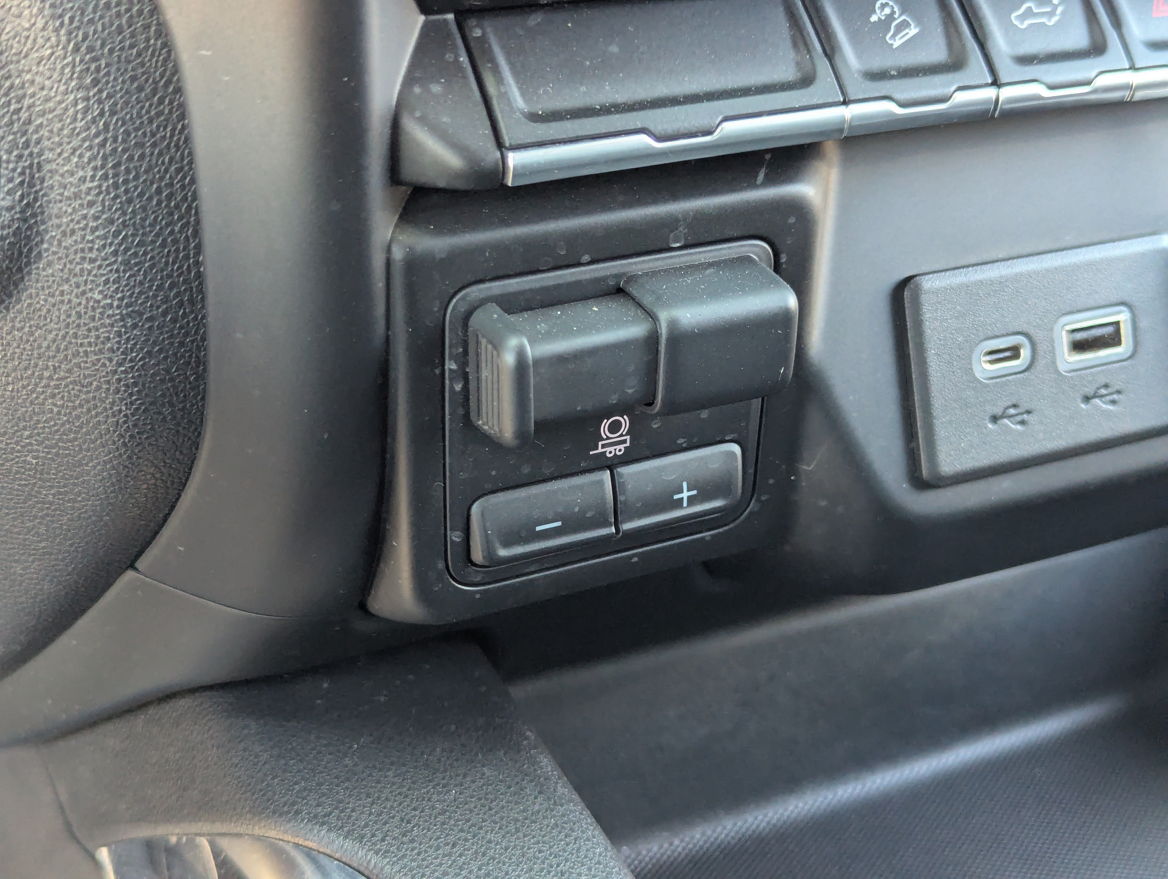 Used 2021 Chevrolet Silverado 1500 LT Trail Boss w/ Bed Protection Package AWD/4WD image 29