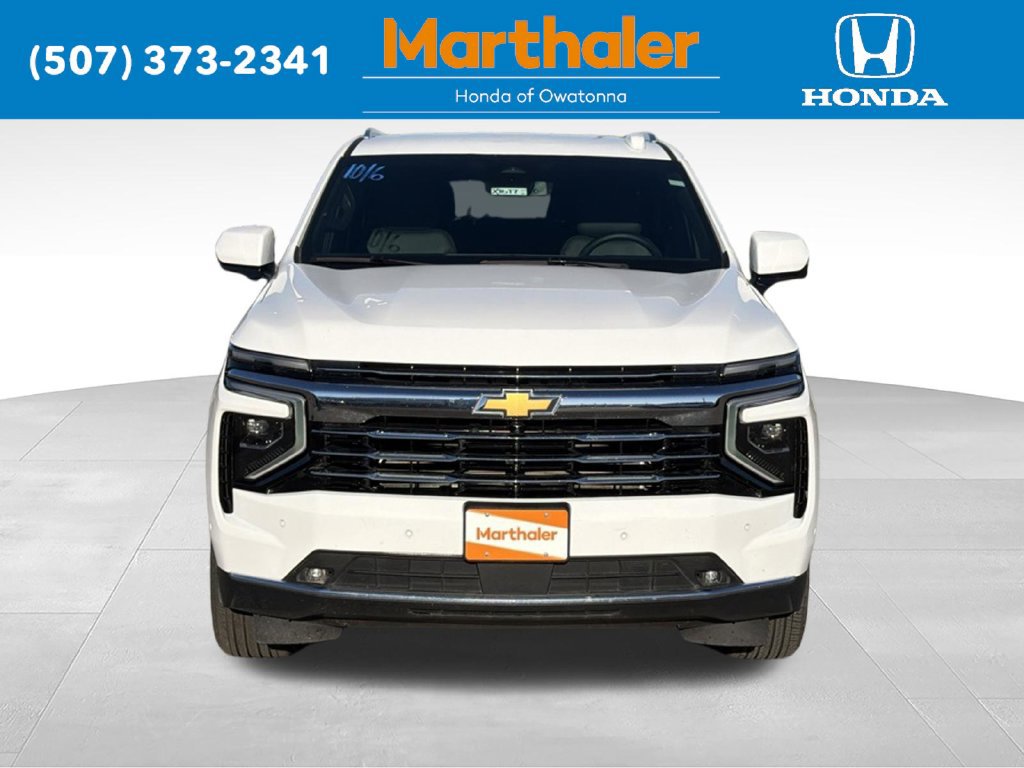Used 2026 Chevrolet Suburban LT w/ Comfort Package AWD/4WD image 8