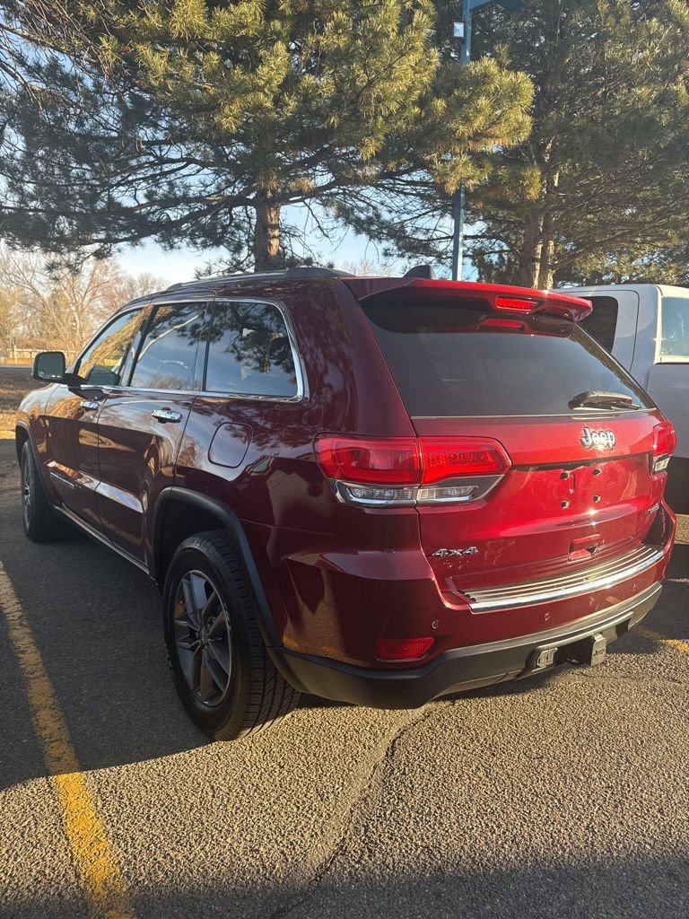 Used 2018 Jeep Grand Cherokee Limited w/ Trailer Tow Group IV image 2
