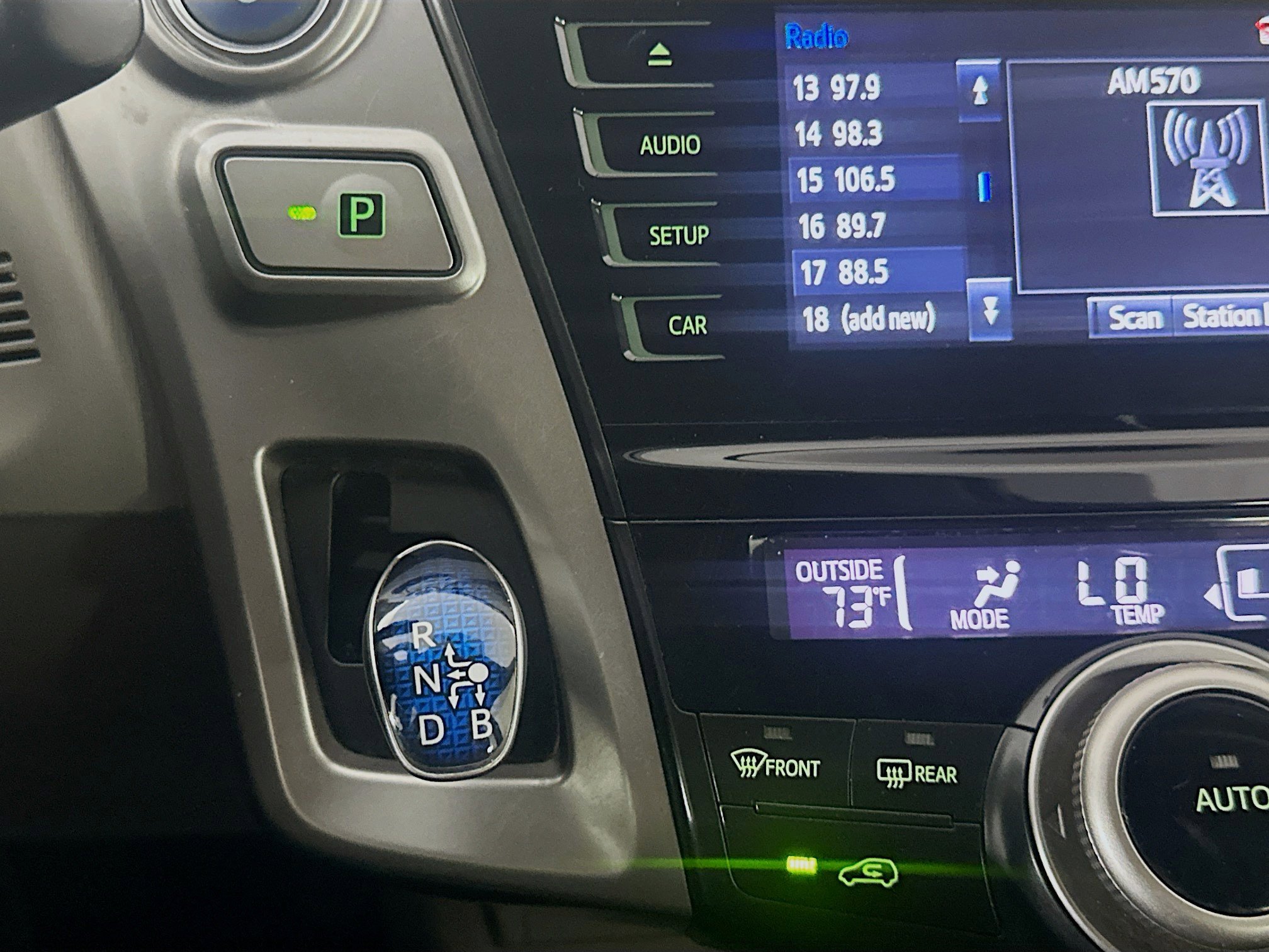 Used 2017 Toyota Prius V Two image 23