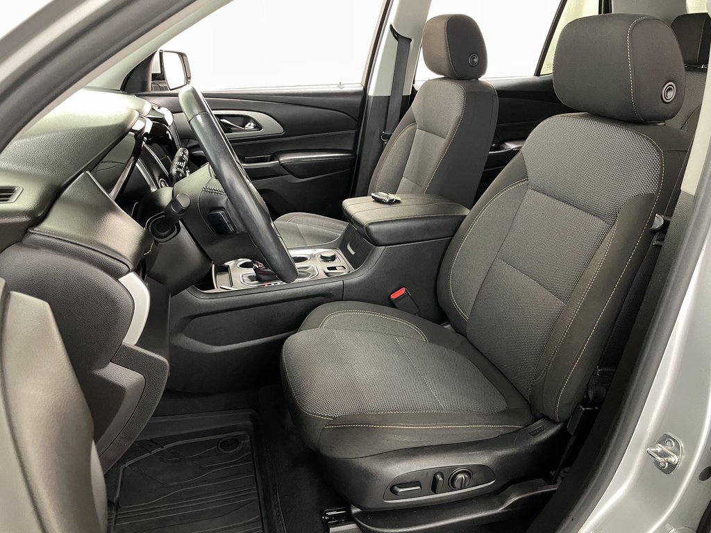 Used 2019 Chevrolet Traverse LT image 22