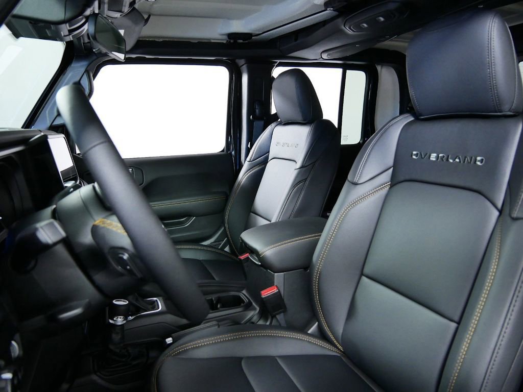 Certified 2024 Jeep Gladiator Sport w/ Premium Package image 32