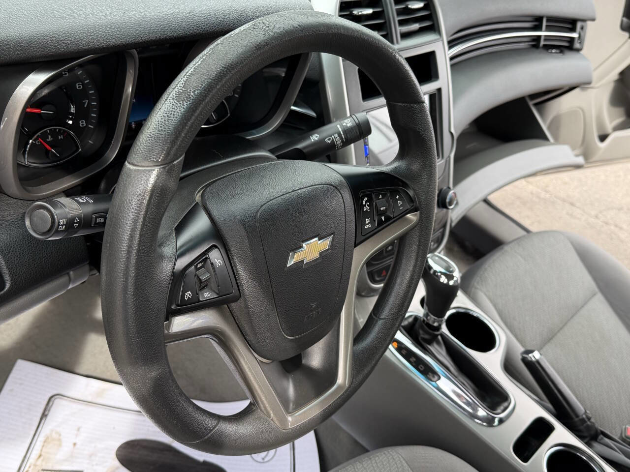 Used 2015 Chevrolet Malibu LS FWD image 9