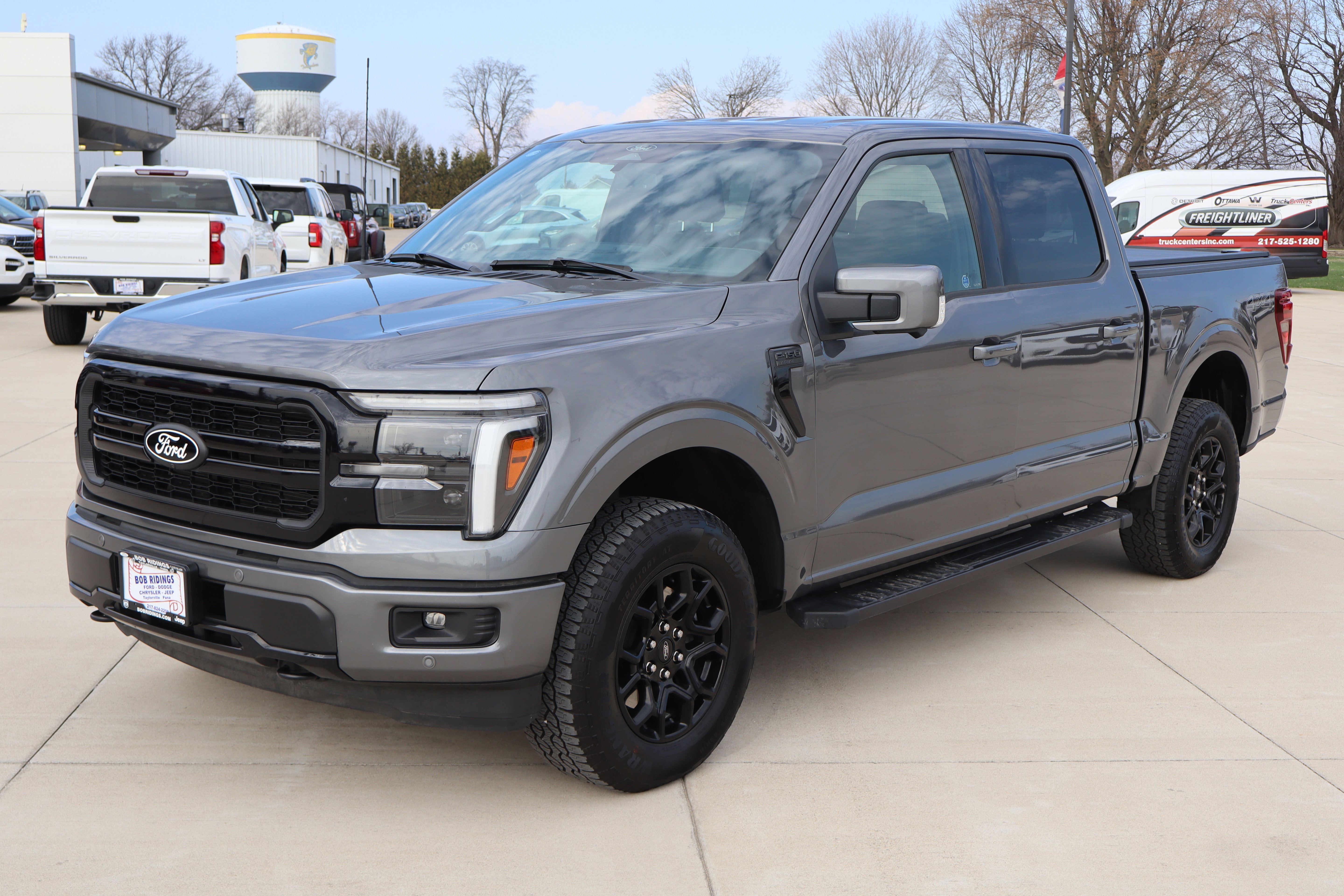 Used 2025 Ford F150 Lariat AWD/4WD image 2