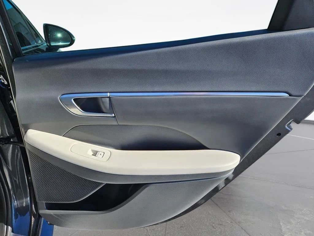 Used 2023 Hyundai Sonata SEL image 29