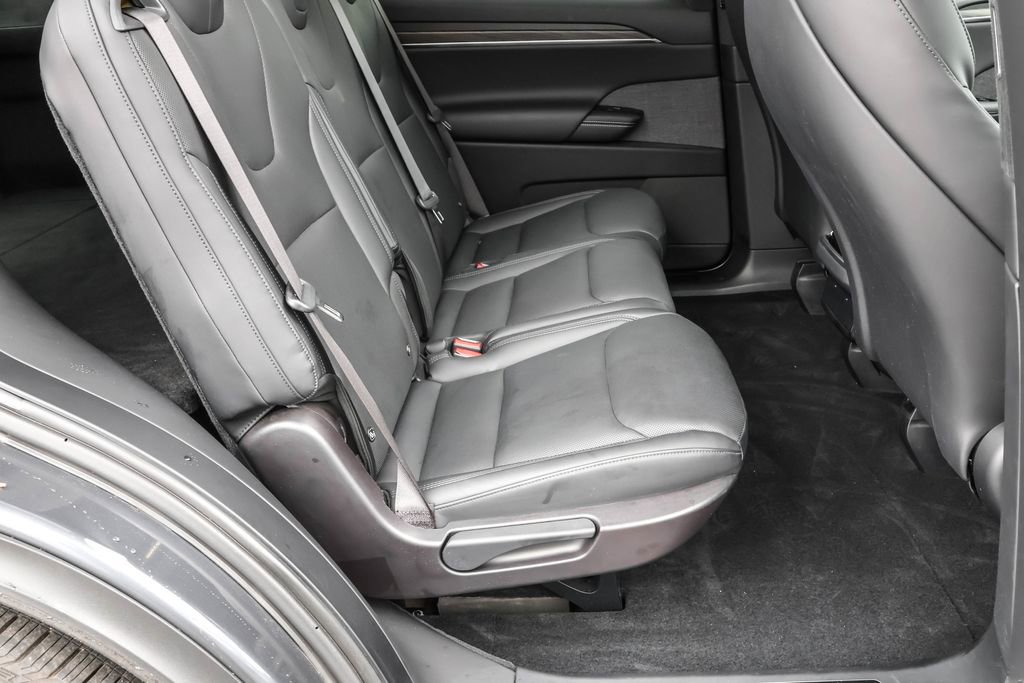 Used 2023 Tesla Model X image 28