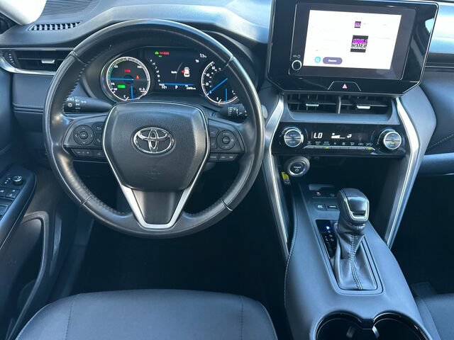 Used 2024 Toyota Venza LE AWD/4WD image 17