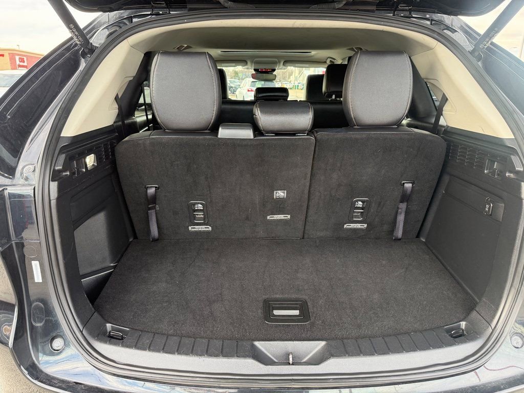 Used 2024 MAZDA CX-90 3.3 Turbo w/ Preferred Plus image 21