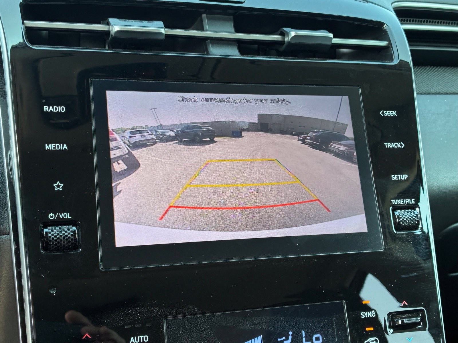 Used 2022 Hyundai Tucson SEL w/ Convenience Package FWD image 8