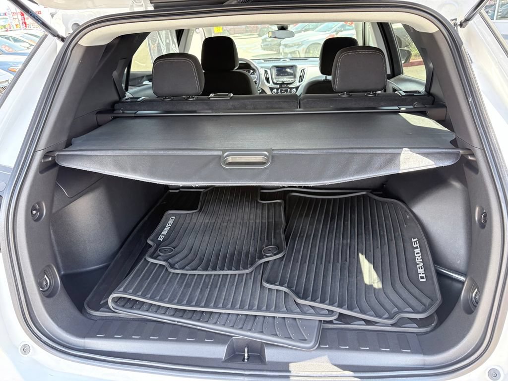 Used 2023 Chevrolet Equinox LS w/ LS Convenience Package FWD image 28
