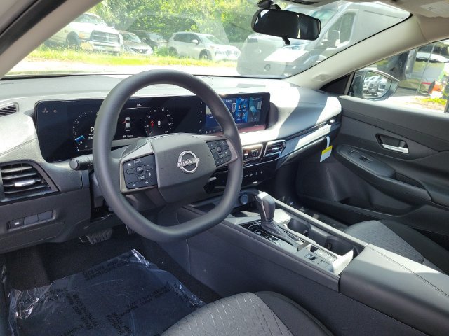 New 2027 Nissan Sentra SV w/ Floor Mat Package FWD image 14