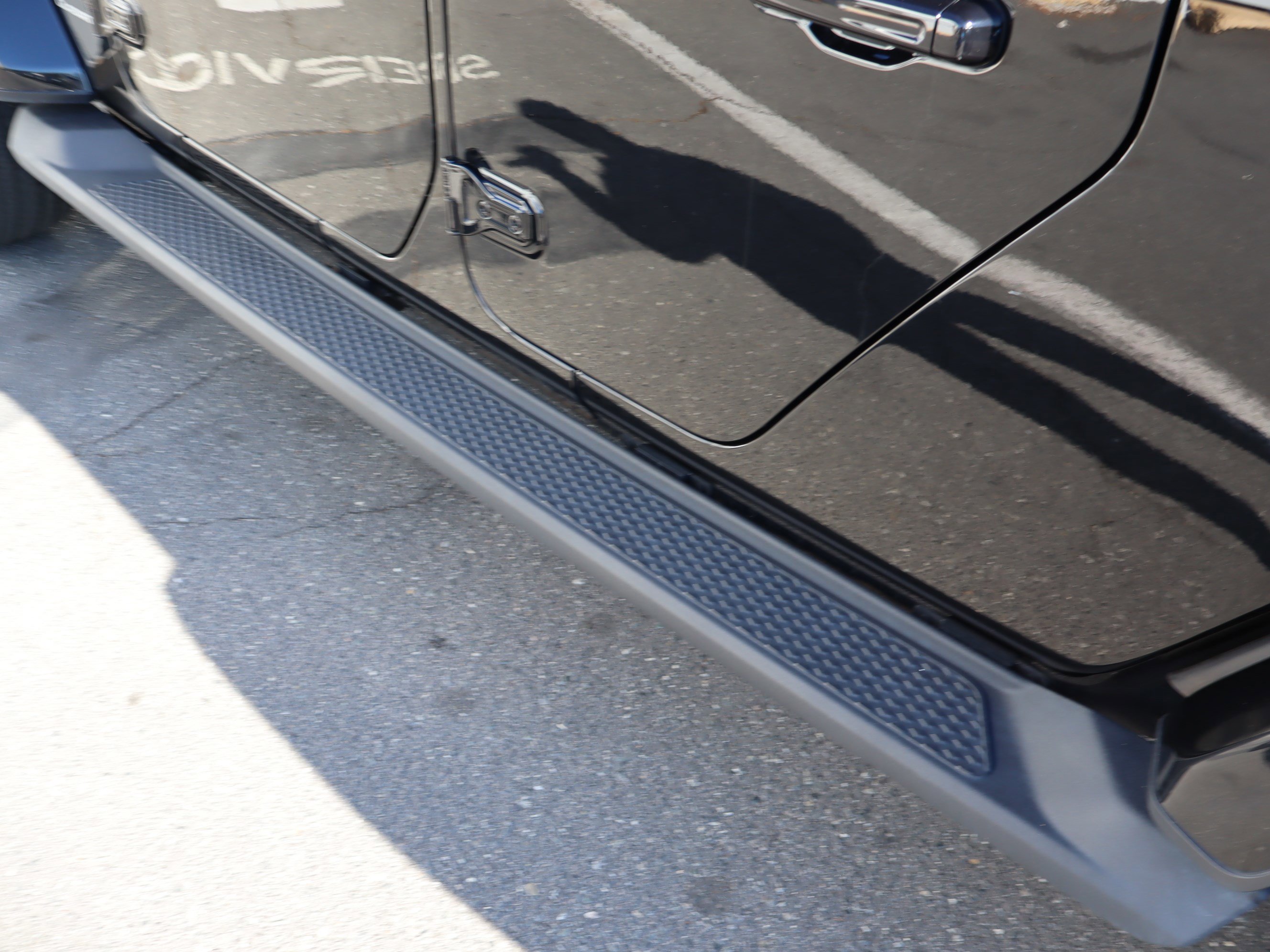 Used 2022 Jeep Gladiator Overland image 14