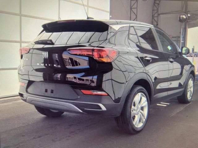 Used 2025 Buick Encore GX Preferred FWD image 7