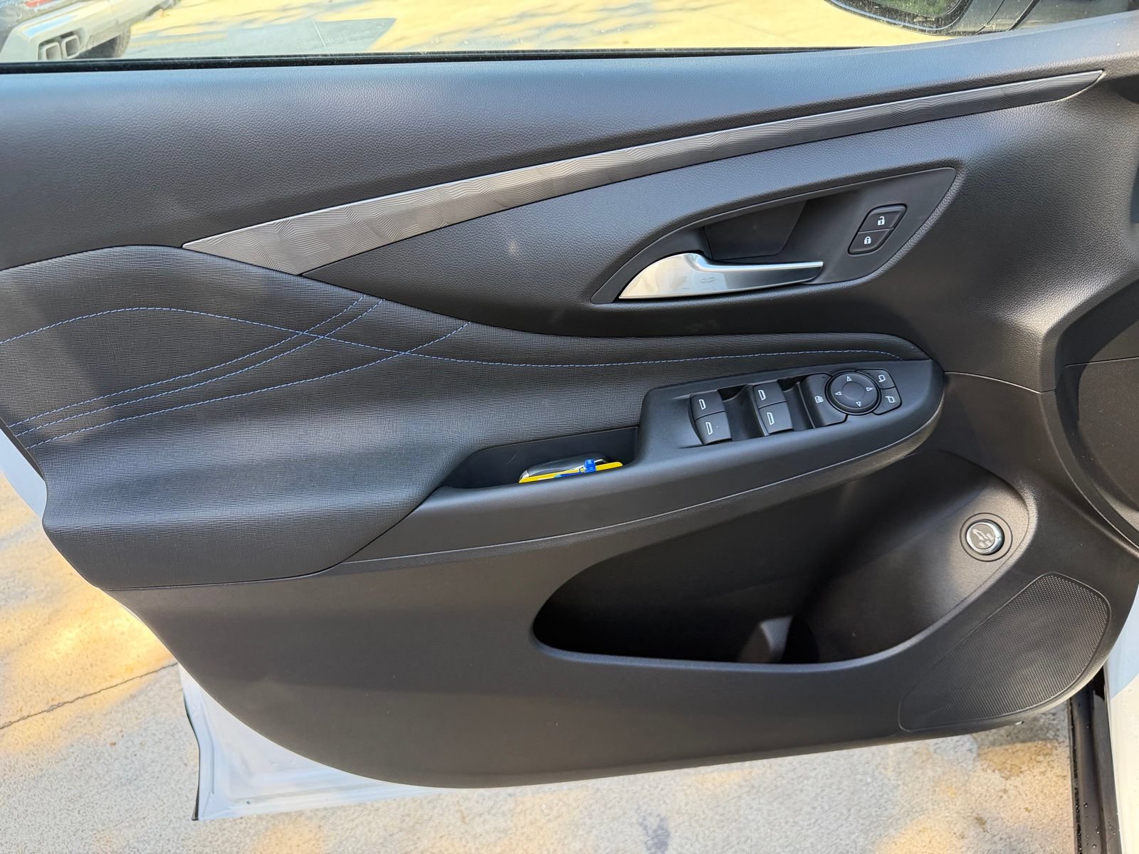 New 2026 Buick Envista Sport Touring w/ Convenience I Package FWD image 9