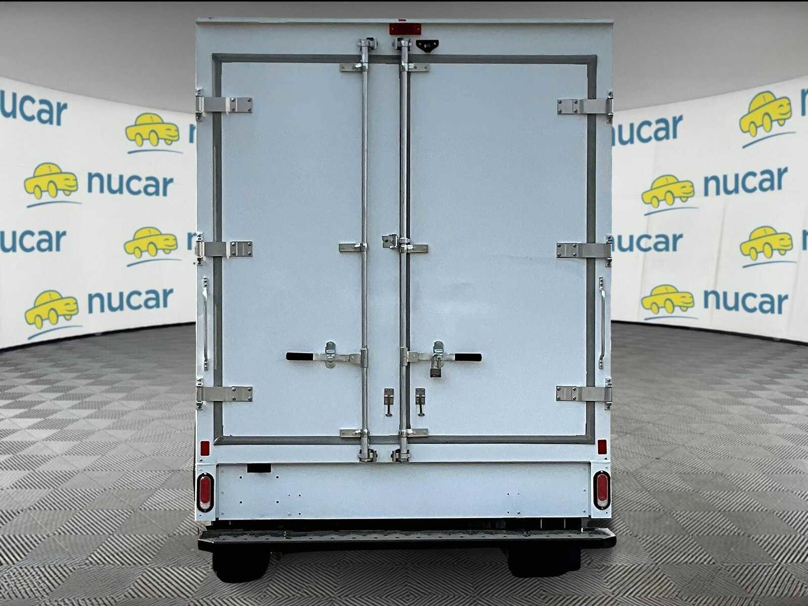 New 2025 Chevrolet Express 3500 w/ Power Convenience Package image 6