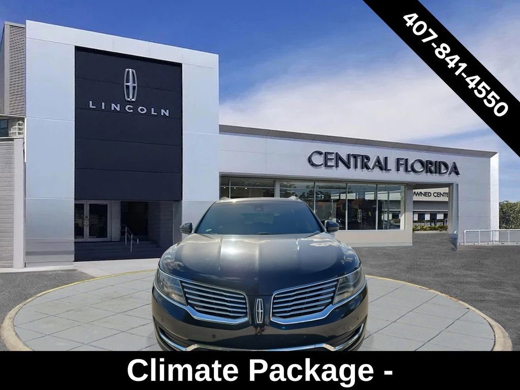 Used 2016 Lincoln MKX Reserve w/ Luxury Package image 2