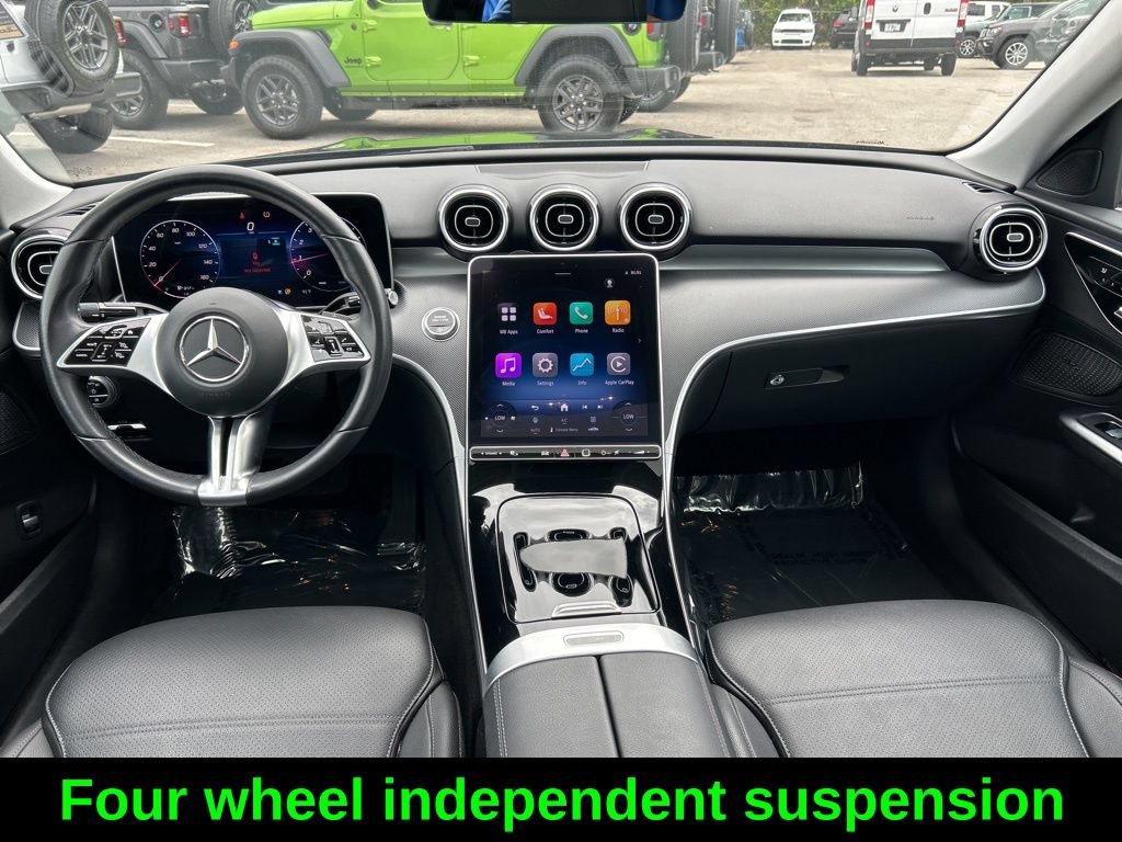 Used 2025 Mercedes-Benz C 300 Sedan image 31
