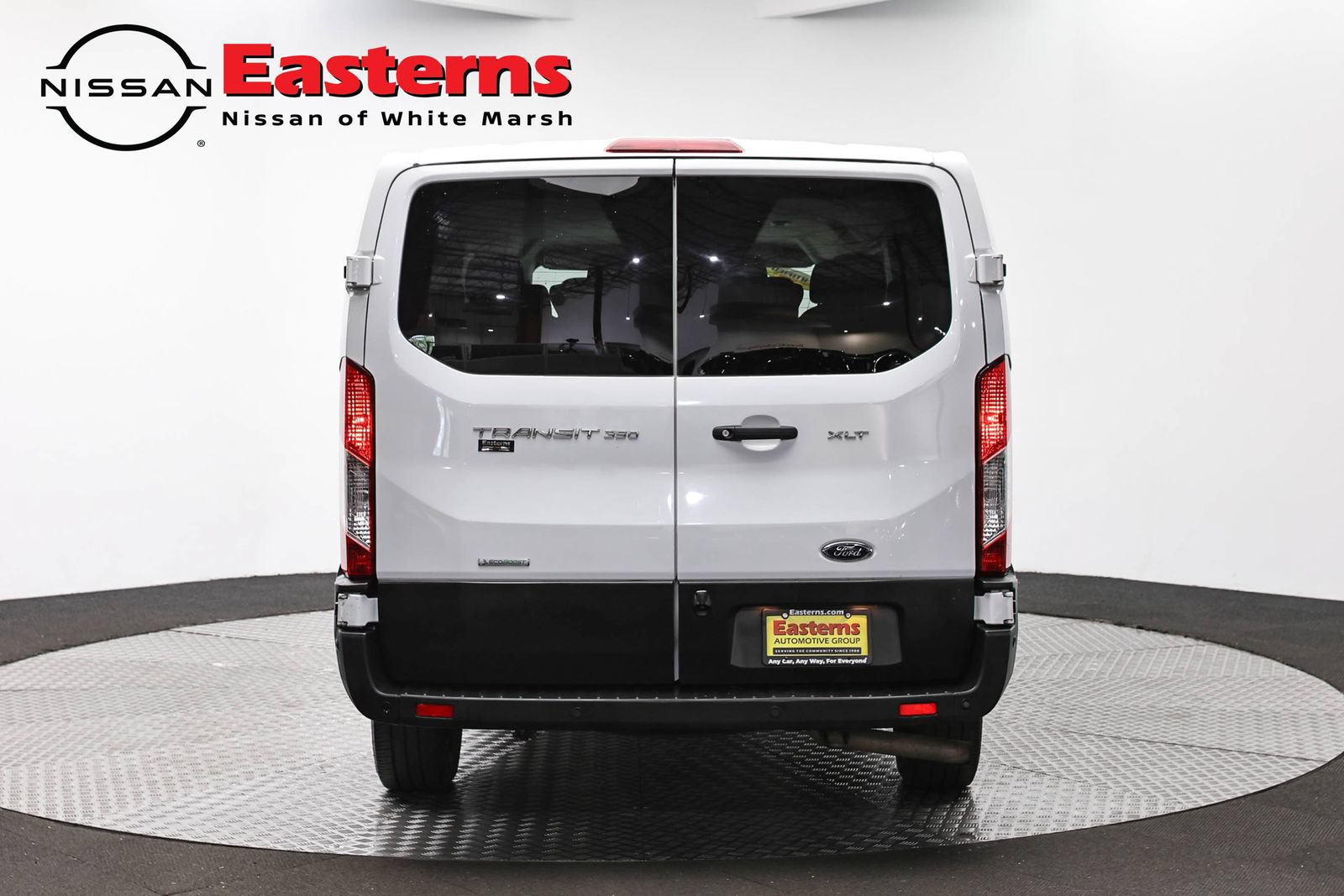 Used 2023 Ford Transit 350 XLT RWD image 6