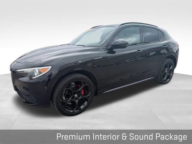 Used 2022 Alfa Romeo Stelvio Veloce image 7