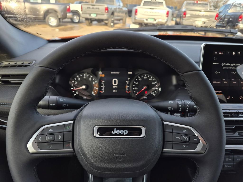 New 2026 Jeep Compass Latitude image 16
