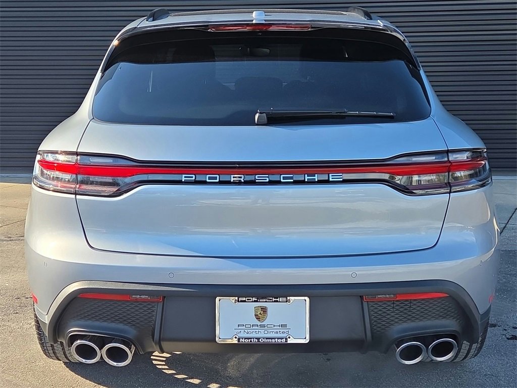 New 2026 Porsche Macan image 23
