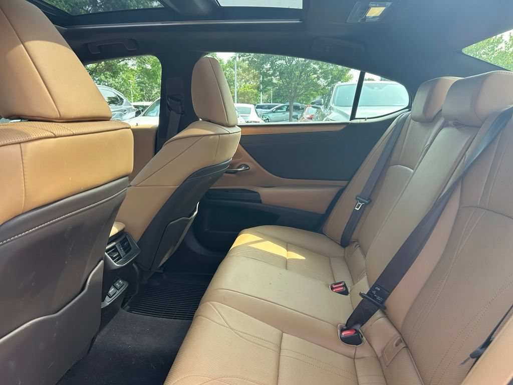 Used 2019 Lexus ES 350 w/ Accessory Package FWD image 15